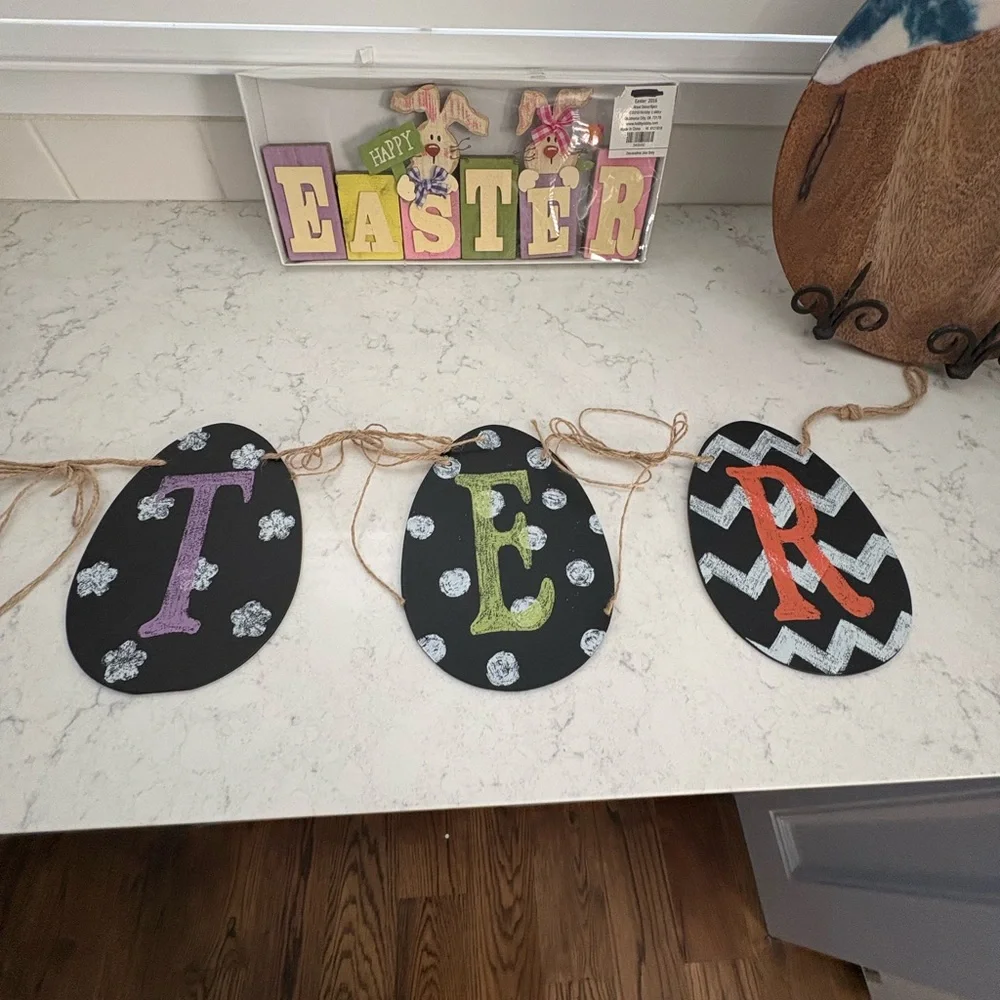 Easter Egg Garland Banner - Chalkboard Style